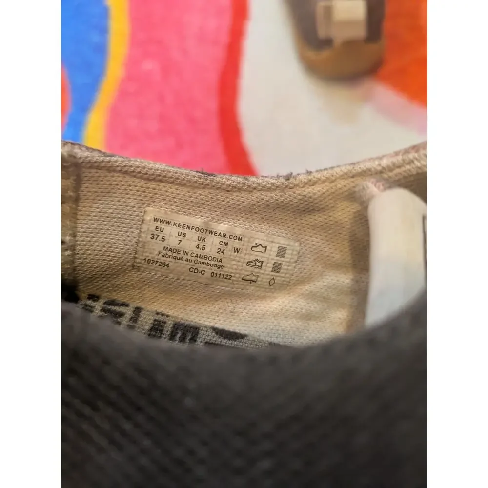 KEEN Mosey Derby Sneakers Women Size 7